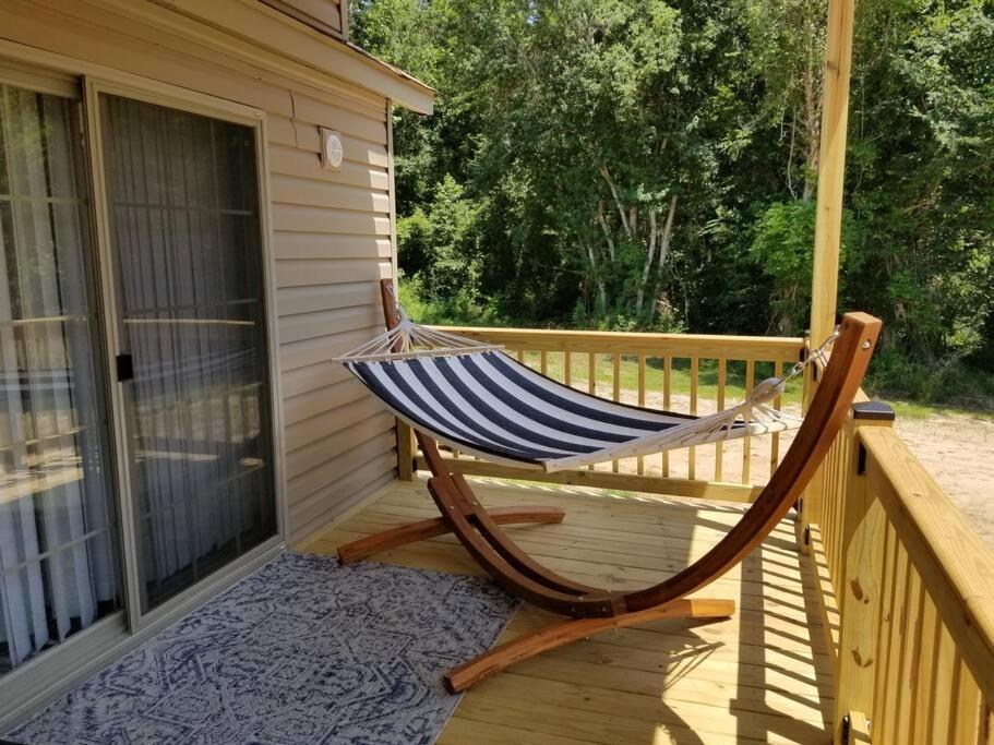 Tiny Home With Hammock Loft Bbq And Yard Phenix City Exteriör bild