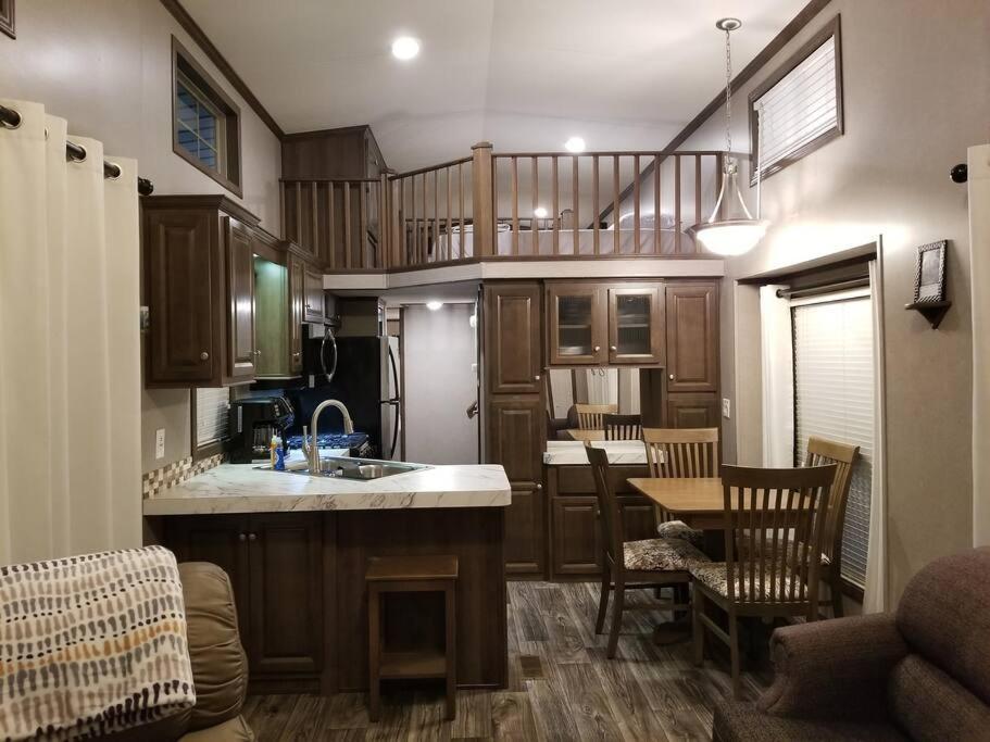 Tiny Home With Hammock Loft Bbq And Yard Phenix City Exteriör bild